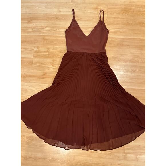 WILFRED BY ARITZIA Tank Dress with Accordion Skirt Brown Size Small - Picture 4 of 6